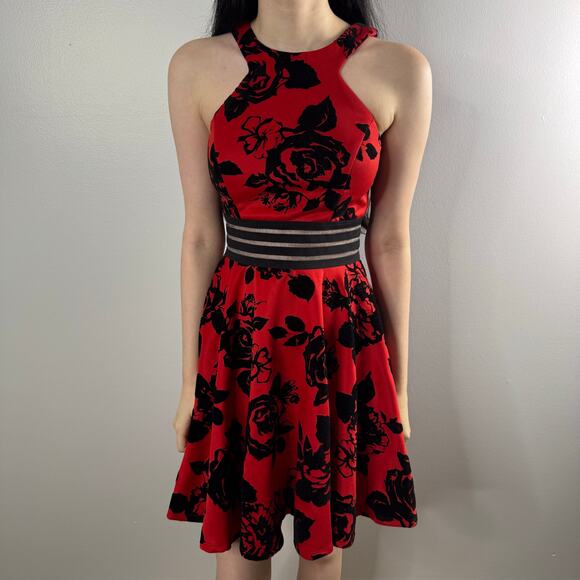 Gothic city studios formal dress size 1 - Picture 1 of 5